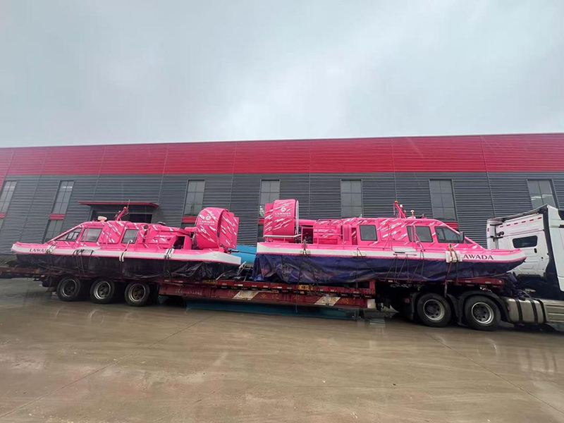 Lawada® a livré deux aéroglisseurs multifonctionnels, améliorant l'expérience et l'efficacité opérationnelle de la zone panoramique.